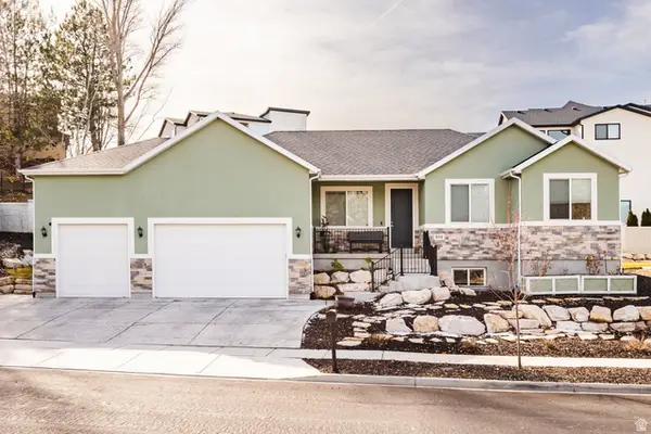 594 E Spruce Glen Rd, Murray, UT 84107