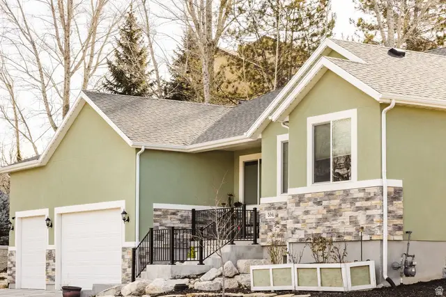 594 E Spruce Glen Rd, Murray, UT 84107 - #2