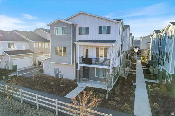 15313 S Reins Way W, Bluffdale, UT 84065