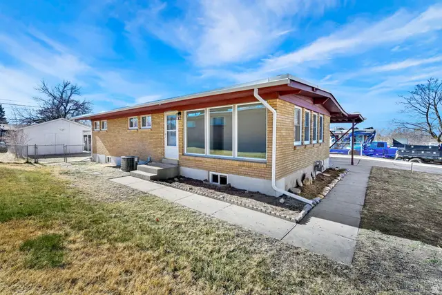 2105 W 5700 S, Roy, UT 84067 - Image #2