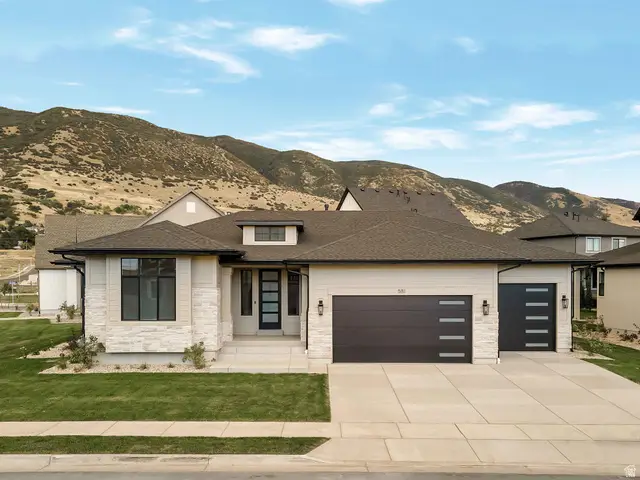 581 W Summerhill Ln N, Centerville, UT 84014 - Image #1