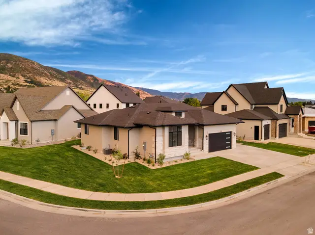 581 W Summerhill Ln N, Centerville, UT 84014 - Image #2