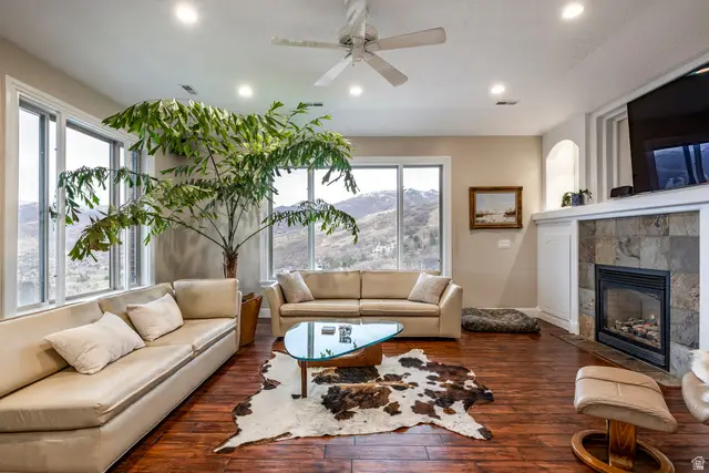 3252 Sunset Hollow Dr, Bountiful, UT 84010 - Image #3