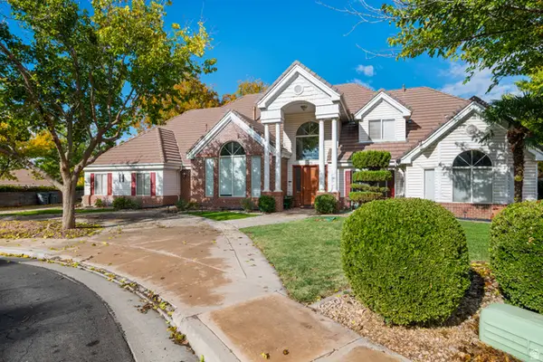 375 S 800 W, Hurricane, UT 84737