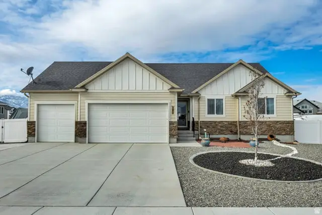 230 S Jodi Ln, Grantsville, UT 84029 - #2