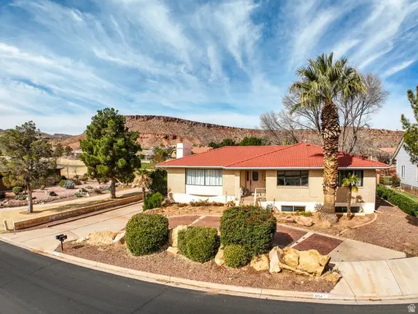 1054 W Wesley Powell, St. George, UT 84790