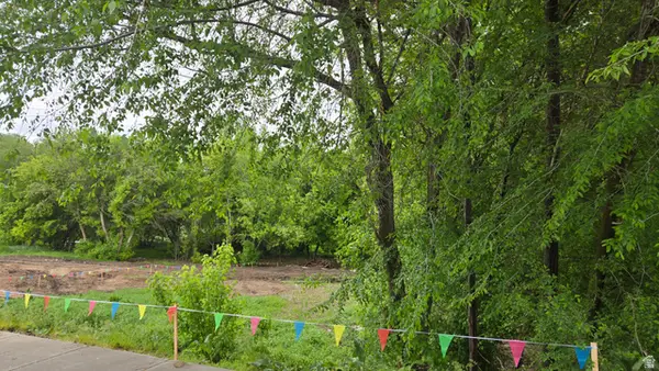 265 S 400 W #2, Hyrum, UT 84319