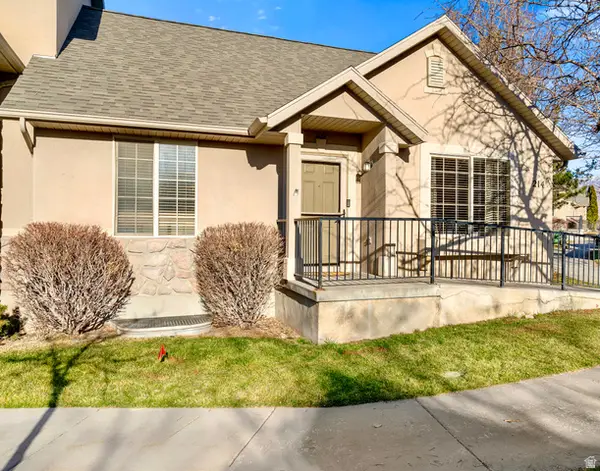 214 W Crescent View Ln N #109, Tooele, UT 84074
