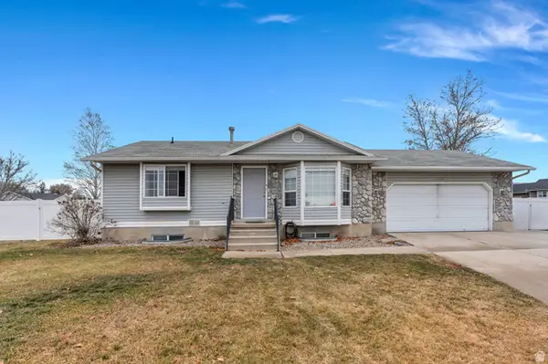 6073 W Eagles Peak Cv S, West Valley City, UT 84128