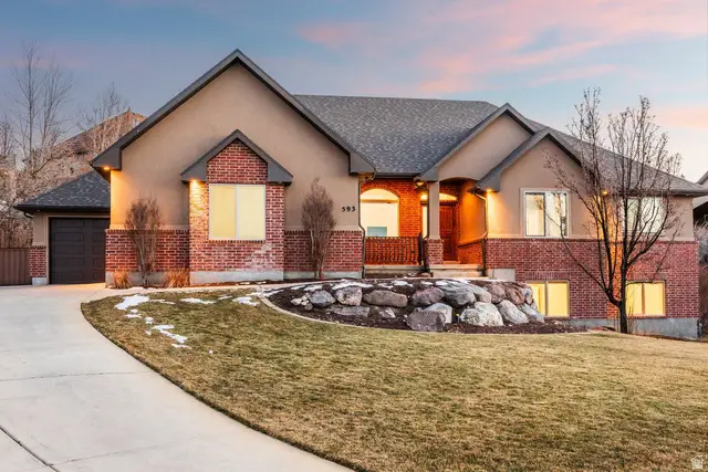 593 S Hidden Cir, North Salt Lake, UT 84054 - Image #2