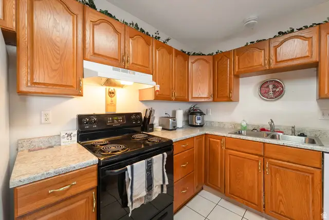 8027 W Copperfield Pl S #11, Magna, UT 84044 - #2