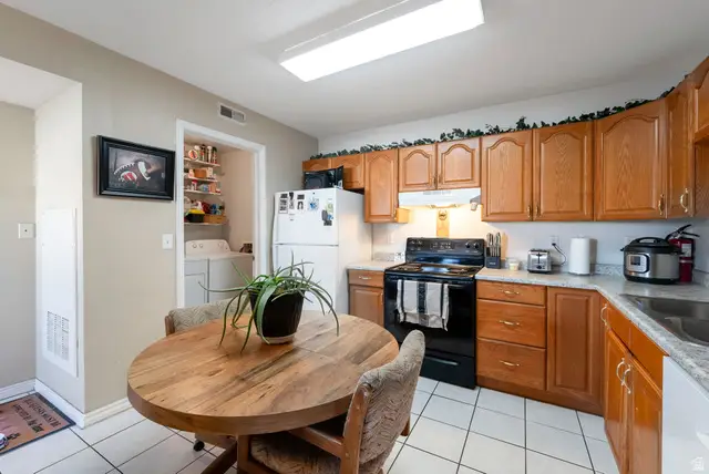 8027 W Copperfield Pl S #11, Magna, UT 84044 - #3