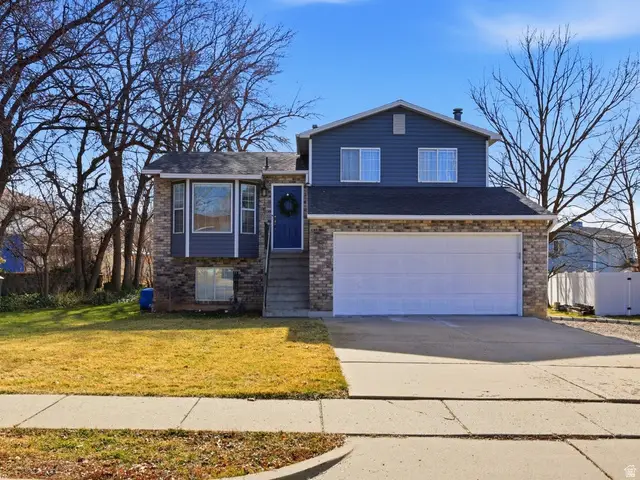 1048 E Cherry Ln, Layton, UT 84040 - Image #1