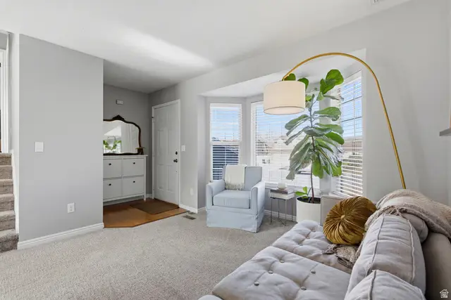 1048 E Cherry Ln, Layton, UT 84040 - Image #3