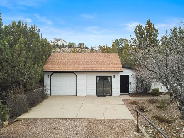 948 W Topaz Rd, Diamond Valley, UT 84770 - #2