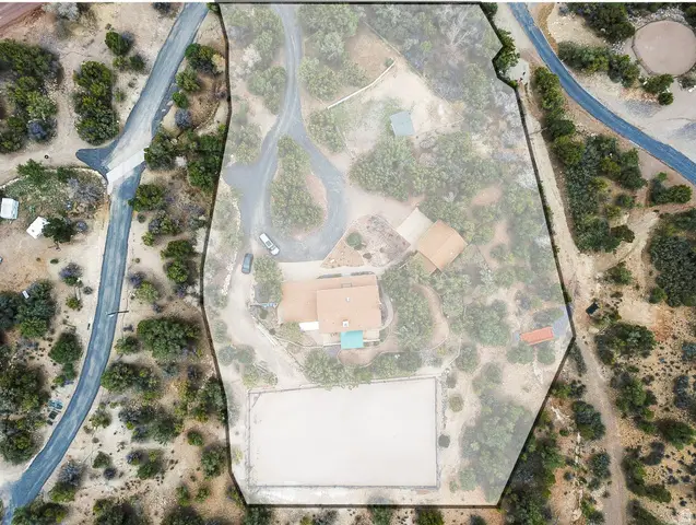 948 W Topaz Rd, Diamond Valley, UT 84770 - #3