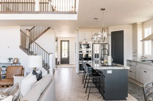 326 E Luna Cir #7, Salem, UT 84653 - Image #3