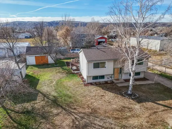 1593 E 6600 S, Uintah, UT 84405