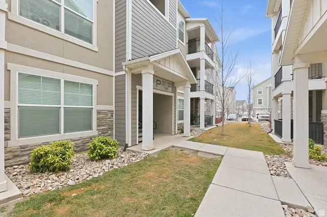 625 N Emery Ln, Vineyard, UT 84059 - #2