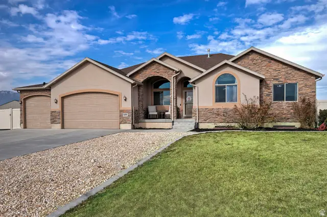 428 S Saddle Rd, Grantsville, UT 84029 - #1