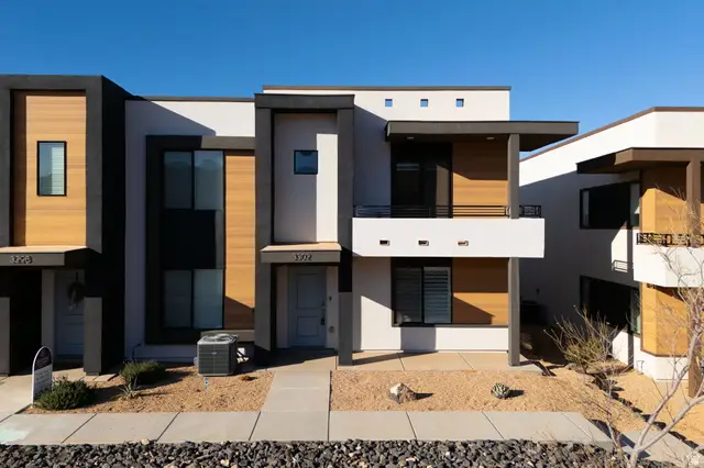 3302 E Elkhorn Ln, Washington, UT 84780 - #1