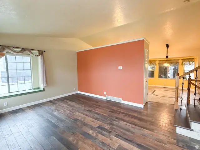 1085 N 125 E, Layton, UT 84041 - #2