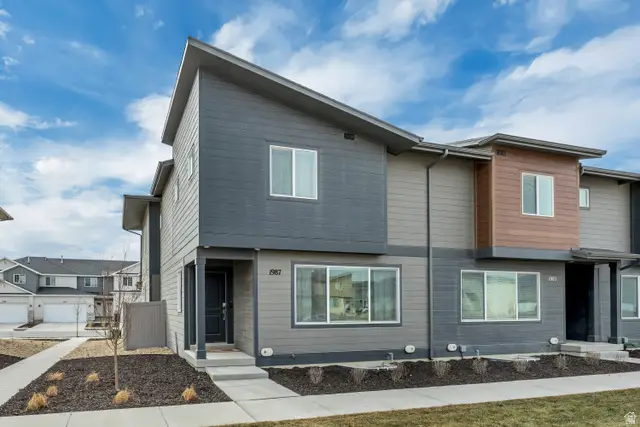 1987 E Sand Hollow Dr, Eagle Mountain, UT 84005 - #2