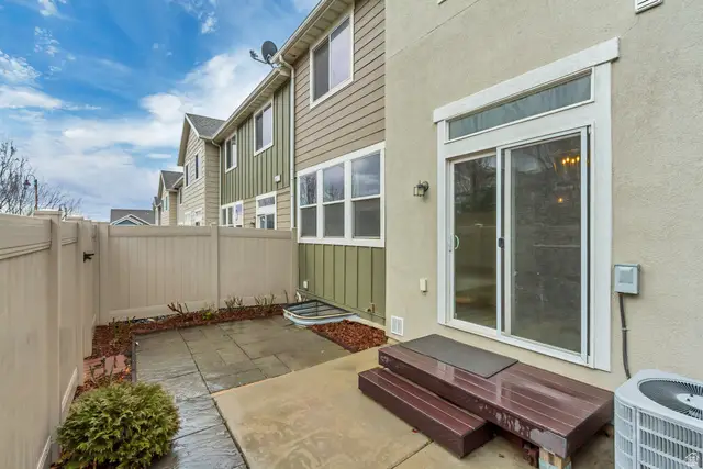 4114 N Fremont Dr, Lehi, UT 84043 - #3