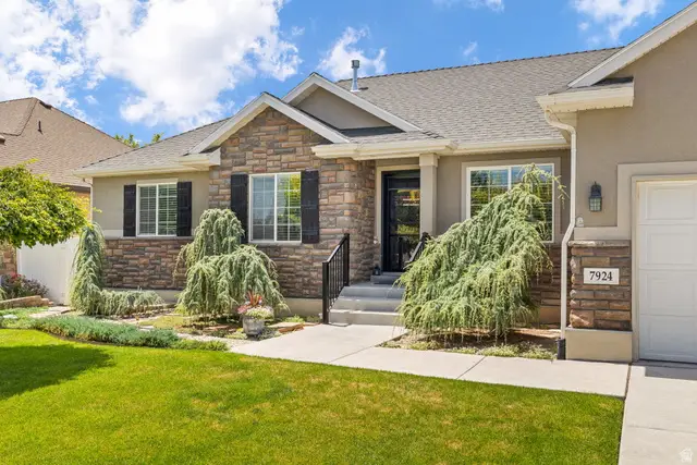 7924 S Hartley Ln, West Jordan, UT 84081 - #3
