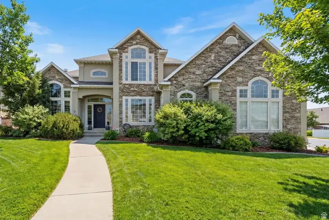 9752 N Dorchester Dr, Cedar Hills, UT 84062 - #1