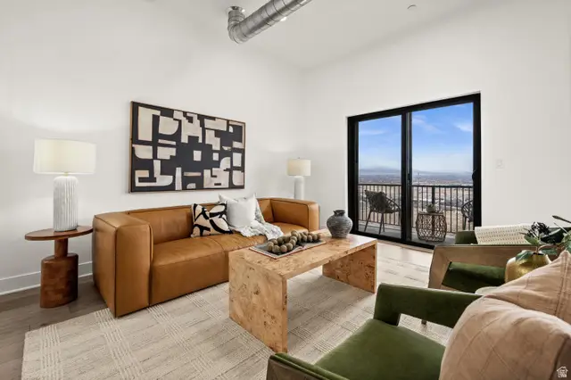 301 E Endurance Cir, Draper, UT 84020 - #3