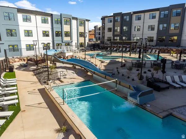 206 N Chaparral Dr #100, Hurricane, UT 84737