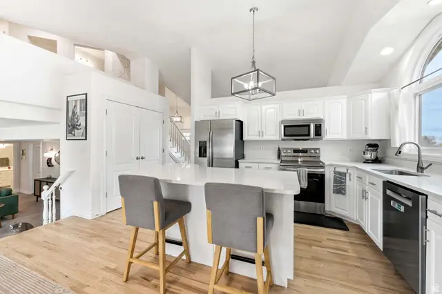 3285 S Davis Blvd, Bountiful, UT 84010 - #2