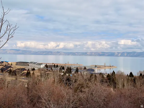 743 N Blackberry Dr, Garden City, UT 84028