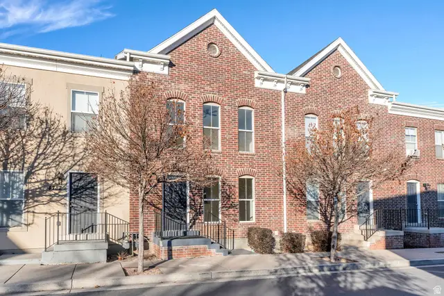 4778 S Huntly Dr, Murray, UT 84107 - #2