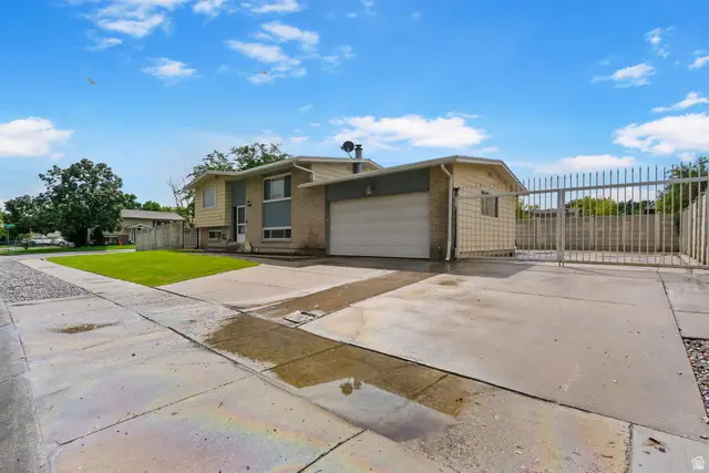 6622 S Georgia Dr, West Jordan, UT 84084 - #2