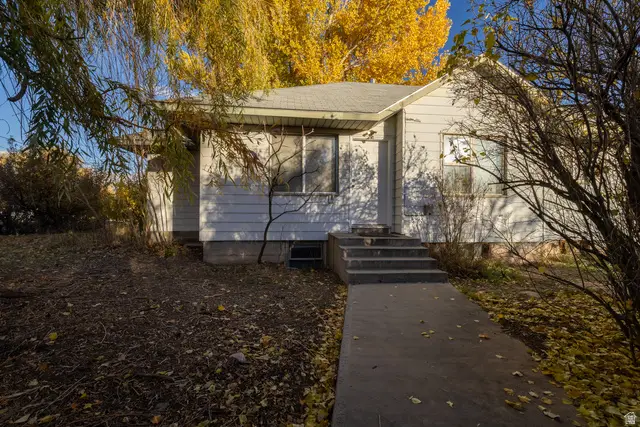 1676 E 2500 S, Vernal, UT 84078 - #2