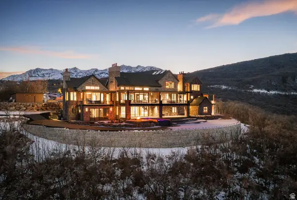 5734 E Lewis Point Cir, Huntsville, UT 84317