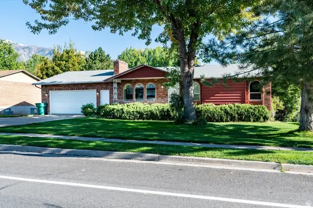 1476 E Kayscreek Dr, Layton, UT 84040 - #2