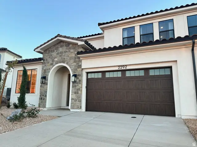 2292 E Arena Roja Dr, Washington, UT 84780 - #1