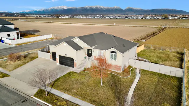 2423 S 3300 W, Syracuse, UT 84075 - #1