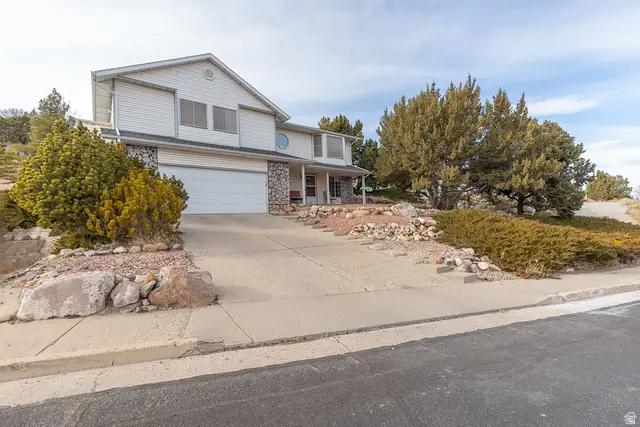 133 N Guidelight Dr, Cedar City, UT 84720 - #2