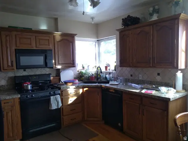 678 W 3200 S, Bountiful, UT 84010 - #3