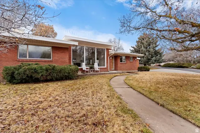 5137 S Burch Creek Dr. Dr E, South Ogden, UT 84403 - #1