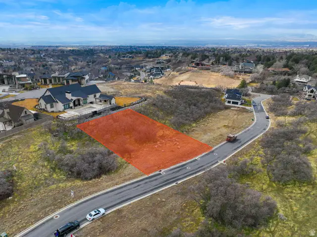 5 Bent Hollow Ln, Sandy, UT 84092 - #3