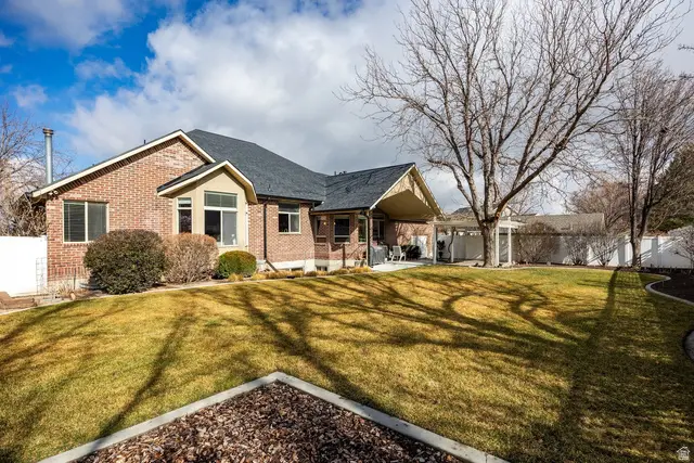 1383 W 9950 S, South Jordan, UT 84095 - #3