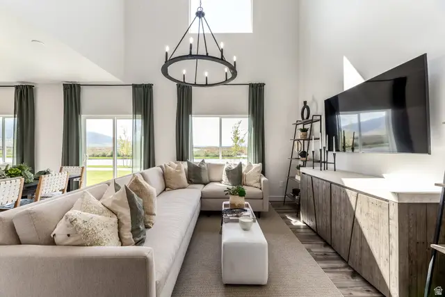 2060 E Swallow Dr #4053, Eagle Mountain, UT 84005 - #3