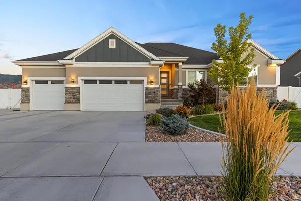 889 W Sagewood Dr, Stansbury Park, UT 84074