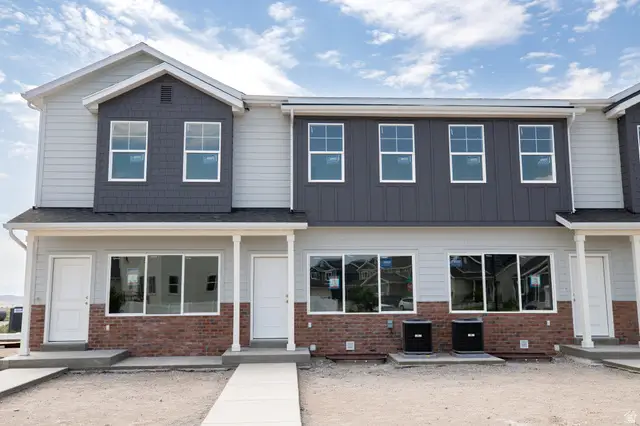 1263 E Goldie Lou Ln #17, Eagle Mountain, UT 84005 - #2