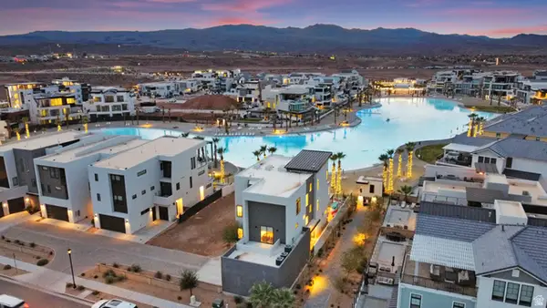 772 W Akoya Pearl St, St. George, UT 84790